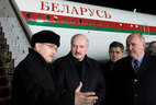 Президент Беларуси Александр Лукашенко прибыл с официальным визитом в Российскую Федерацию. Самолет с главой белорусского государства на борту приземлился в аэропорту Внуково