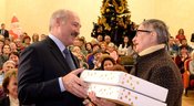 Alexander Lukashenko visits the rest home for elderly and disabled people, 29 December 2014