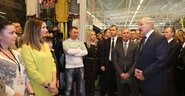 Alexander Lukashenko visited the shopping and entertainment center Expobel where he met with market vendors, 17 March 2015