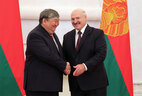 Belarus President Aleksandr Lukashenko and Ambassador Extraordinary and Plenipotentiary of Kyrgyzstan to Belarus Ermek Ibraimov
