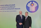 Belarus President Aleksandr Lukashenko and Turkmenistan President Gurbanguly Berdimuhamedow