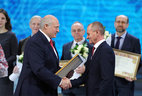 Chief coach of the national modern pentathlon team Vasily Gulevich is honored with the special prize of the President Belarusian Sports Olympus