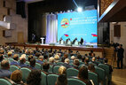 Во время пленарного заседания V Форума регионов Беларуси и России в Могилеве