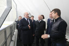 Александр Лукашенко ознакомился с организацией работы ледовой площадки хоккейного клуба "Неман"
