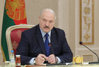 Аляксандр Лукашэнка ў час сустрэчы з прадстаўнікамі ўкраінскіх СМІ