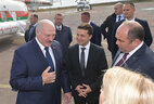 Президент Беларуси Александр Лукашенко и Президент Украины Владимир Зеленский в аэропорту Житомира