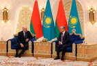 Переговоры с Президентом Казахстана Касым-Жомартом Токаевым в узком формате