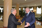 Президент Беларуси Александр Лукашенко провел в Нур-Султане встречу с первым Президентом Казахстана Нурсултаном Назарбаевым