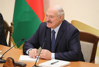 Александр Лукашенко во время встречи со студентами и преподавателями