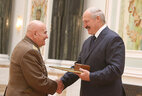 The official letter of thanks of the President of the Republic of Belarus was given to participant of the Great Patriotic War Ivan Oleinik for a big personal contribution to the development of the veterans’ movement, active involvement in the patriotic education of the youth and social protection of veterans
