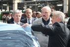 Alexander Lukashenko was made familiar with the state of affairs of OAO Minsk Leather Production Association