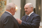 The President presents the Order of the Fatherland Third Class to Ambassador Extraordinary and Plenipotentiary of Belarus to Ukraine Valentin Velichko