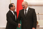 Александр Лукашенко принял верительные грамоты Чрезвычайного и Полномочного Посла Эквадора в Беларуси Карлоса Умберто Ларреа Давилы
