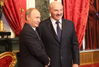 Alexander Lukashenko and Vladimir Putin at the meeting of the heads of state of the CSTO member states