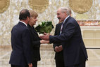 Alexander Lukashenko welcomes Angela Merkel and Francois Hollande
