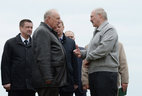 Alexander Lukashenko and Alexei Slesarev, the head of the Slesarev A.I. farm