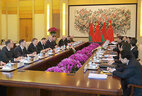 Александр Лукашенко на встрече с Председателем Китайской Народной Республики Си Цзиньпином