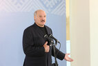 Alexander Lukashenko meets with the personnel of the BelNPP construction site