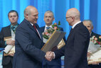 The special prize of the President Belarusian Sports Olympus is conferred on sports editor of the Sovetskaya Belorussiya newspaper Sergei Kanashits