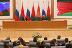 Alexander Lukashenko and Vladimir Putin meet with journalists after the session of the Union State Supreme State Council