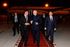 Belarus President Alexander Lukashenko arrives in Kyrgyzstan on working visit. At the airport the Belarusian head of state is welcomed by Kyrgyzstan Prime Minister Sooronbay Jeenbekov