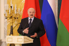Президент Беларуси Александр Лукашенко во время встречи с представителями СМИ