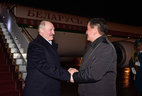 Belarus President Alexander Lukashenko has arrived in Kyrgyzstan on a working visit. Kyrgyzstan Prime Minister Sooronbay Jeenbekov greeted Alexander Lukashenko at the airport
