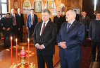 Президент Беларуси Александр Лукашенко и Президент Украины Петр Порошенко в Свято-Михайловском храме