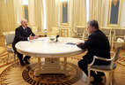 One-on-one talks with Ukraine President Petro Poroshenko