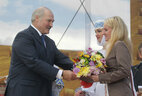 Alexander Lukashenko presented awards to winners of the 2013 nationwide harvesting competition