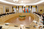 Alexander Lukashenko held extended negotiations with his Kazakhstan counterpart Nursultan Nazarbayev