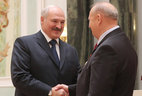Генеральный директор ОАО "Беловежский" с 2002 по 2017 годы Юрий Мороз удостоен ордена Отечества II степени