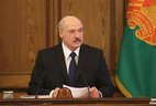 Александр Лукашенко во время отчета Правительства