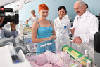 Александр Лукашенко пообщался с родителями маленьких пациентов Гомельской областной детской клинической больницы