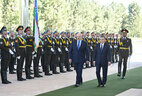 Церемония официальной встречи Президента Беларуси Александра Лукашенко в государственной резиденции "Куксарой" ("Голубой дворец")