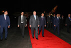 Президент Беларуси Александр Лукашенко прибыл с визитом в Таджикистан для участия в саммите СНГ. Самолет Главы государства совершил посадку в аэропорту столичного Душанбе