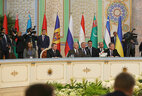 Президент Беларуси Александр Лукашенко на заседании Совета глав государств - участников СНГ в расширенном формате