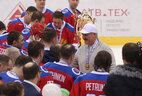 Aleksandr Lukashenko and Russian ice hockey players