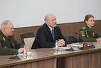 Президент Беларуси Александр Лукашенко во время встречи с курсантами, слушателями и профессорско-преподавательским составом Военной академии