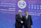 Belarus President Aleksandr Lukashenko and Kyrgyzstan President Sooronbay Jeenbekov