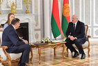 Александр Лукашенко на встрече с Председателем Президиума Боснии и Герцеговины Милорадом Додиком