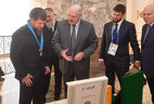 Aleksandr Lukashenko gives memorable presents to Ramzan Kadyrov