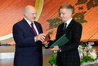 Yegor Vetashkov (Vitebsk State Medical University) is officially commended by the Belarusian President