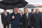 Президент Беларуси Александр Лукашенко в аэропорту Пулково